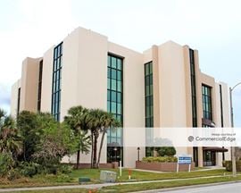 Major Center Plaza II