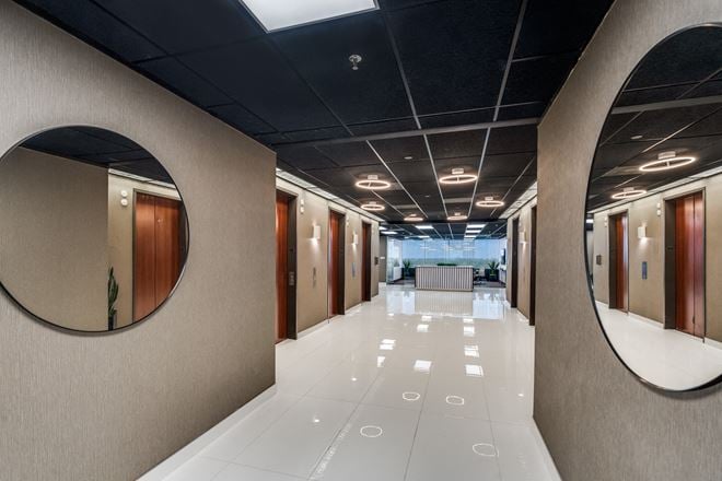 Lucid Private Offices - Lucid Private Office LBJ Freeway