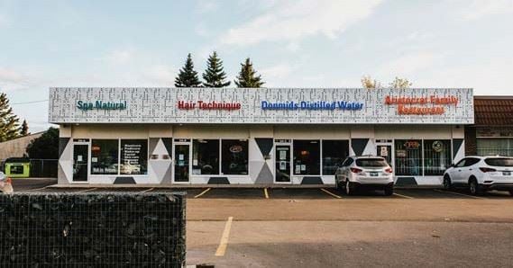 764 Keewatin St & 210 Tyndall Ave