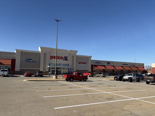 Lakeview Pointe Shopping Center