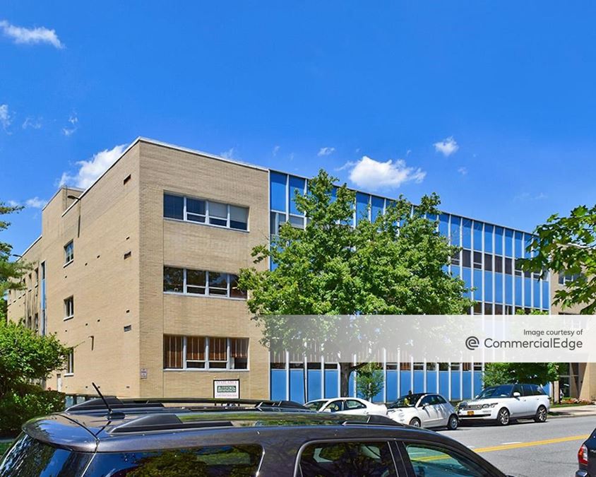 229 7th Street, Garden City Office Space For Lease