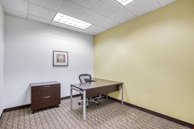 GA, Atlanta - One Paces West