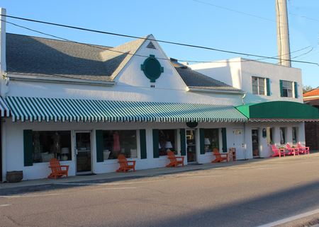 Retail space for Sale at 444 4th Street East in Boca Grande