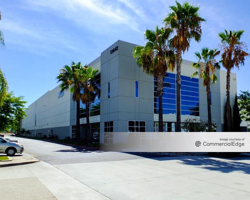 Golden Springs Business Center - Building P