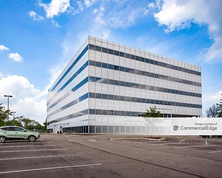 Office space for Rent at 40 Skokie Blvd in Northbrook