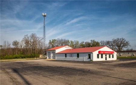 Photo of commercial space at 3622 N Vermilion St in Danville