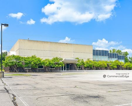 Photo of commercial space at 3401 Mill Run Drive in Hilliard