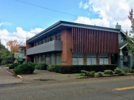 390 W 12th Avenue
