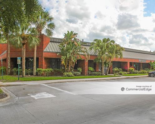 Lake Point Commerce Center