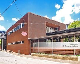 Pearl - Full Goods Office Building