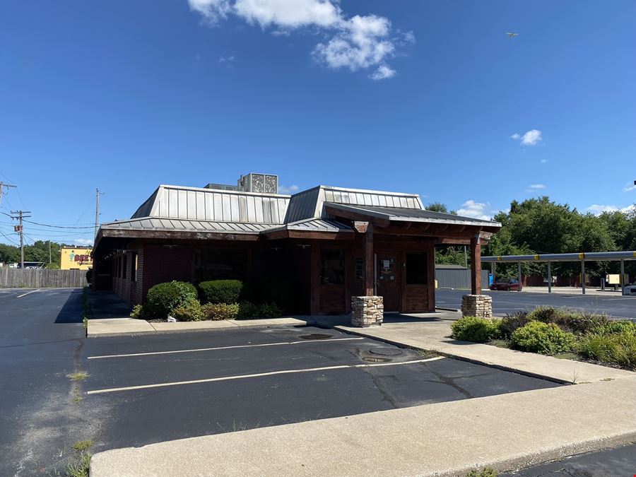 FULL SERVICE RESTAURANT ON GLENSTONE