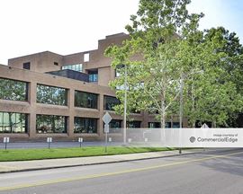 2201 Medical Plaza