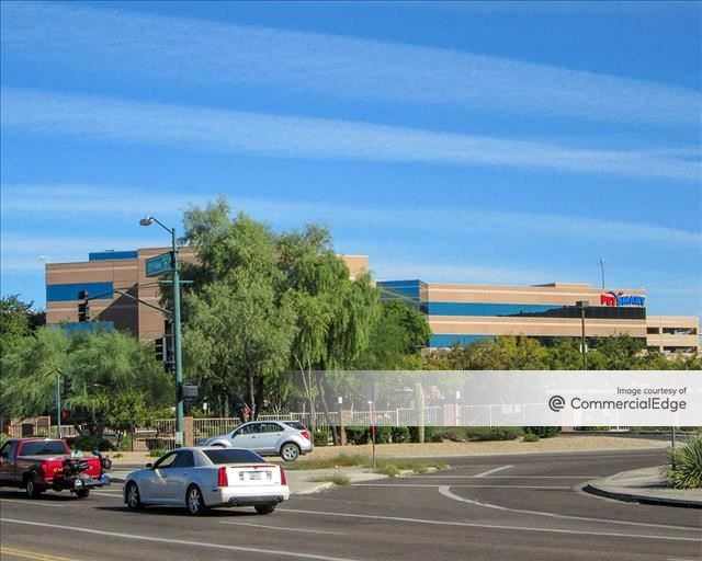 PetSmart Headquarters 19601 North 27th Avenue, Phoenix, AZ Office
