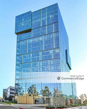 Gateway Commons - 651 Gateway