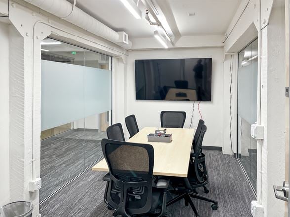 Regus - Campbell - Orchards City Dr
