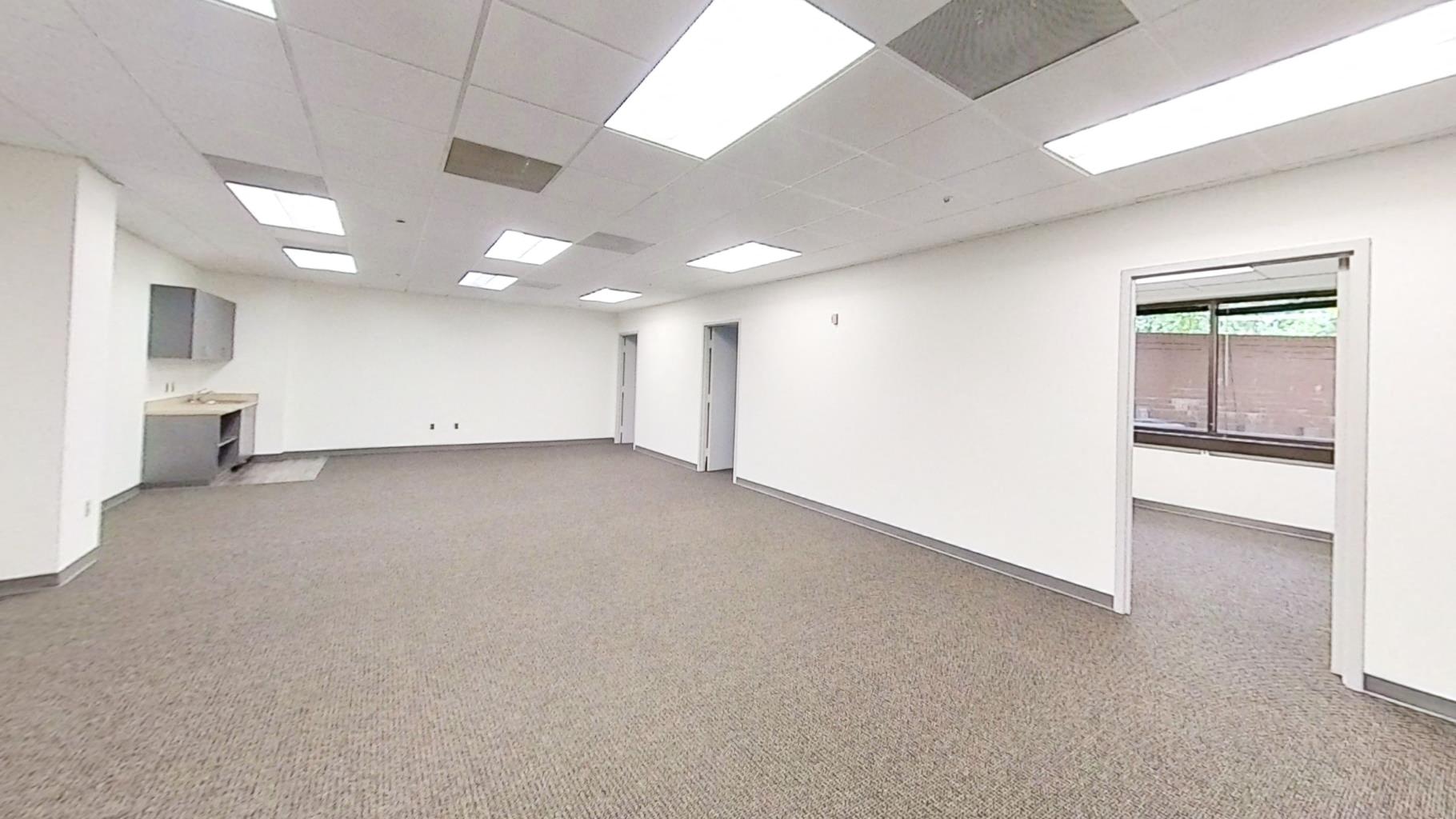 1,990 SF Office Space in McLean, VA Photo
