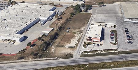 Commercial space for Sale at 17969 Interstate 35 N in Schertz
