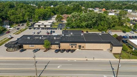 Photo of commercial space at 1111 East Glendale Boulevard in Valparaiso