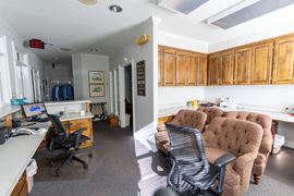 607 Bluebird Blvd