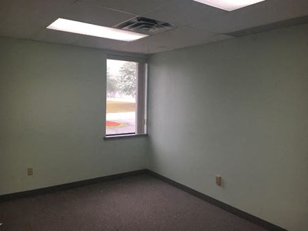 Photo of commercial space at 6035 Executive Drive in Lansing