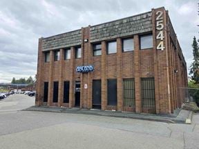 #105 - 2544 Douglas Road