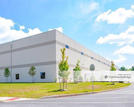 2 Corporate Place South
