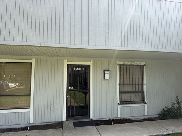 6702 Inglewood Avenue, Suite H