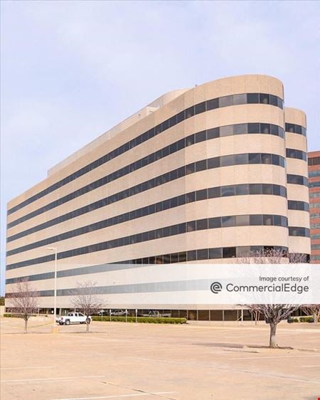 Photo of commercial space at 5601 Executive Drive in Irving