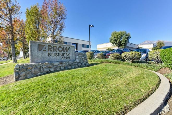 Arrow Business Center