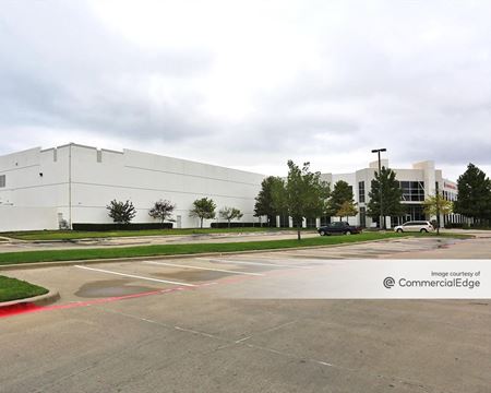 Photo of commercial space at 4501 Mountain Creek Pkwy in Dallas