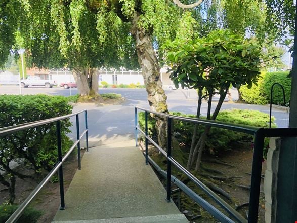 Medical Office For Sale in Everret 