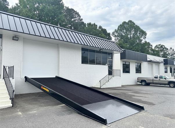 North Graham Business Center - Flexible, Functional, and Fully Renovated