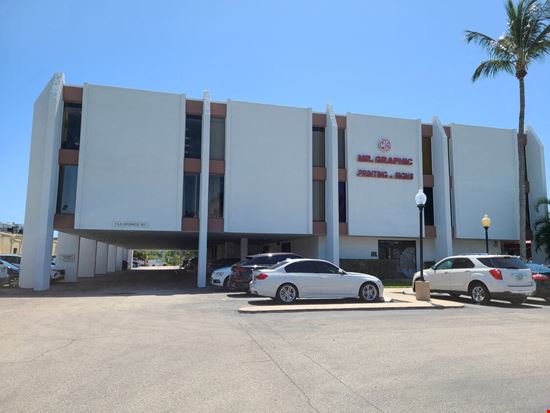 165 SF Suite 204 Beauty Business or Office Use