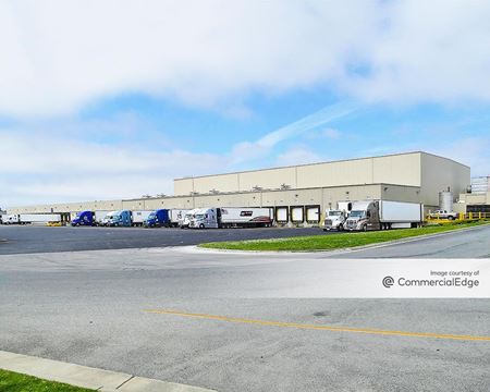 Photo of commercial space at 315 Neponset Road in Salinas
