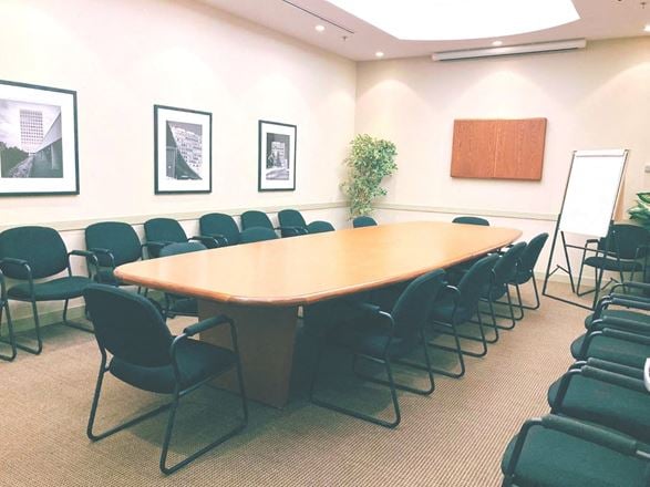 Forum Workspaces - at Airport Square