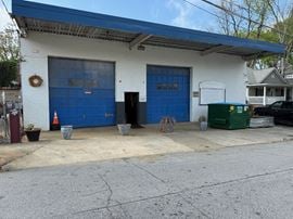 795 Lee Street 