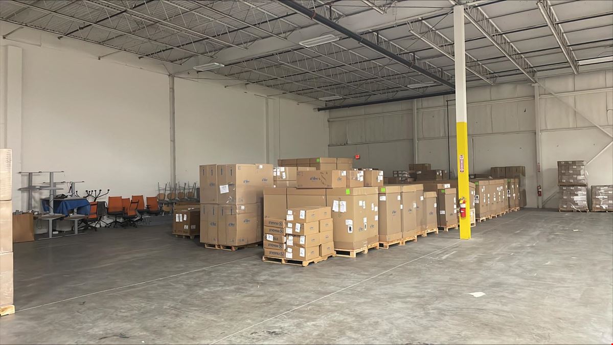 Indianapolis, IN Warehouse for Rent - #1531 | 500-25,000 sq ft