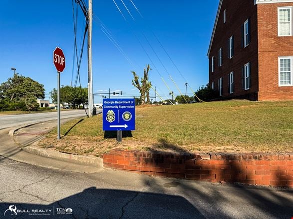 Single-Tenant | 8.4% Cap Rate | 13-Year Lease | State of Georgia Tenant | AAA Credit | Atlanta MSA Location