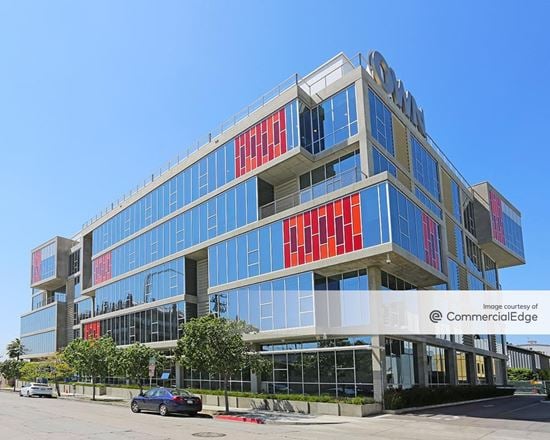 Formosa West at The Lot
