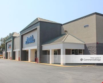 Alamo Plaza
