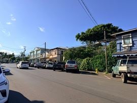 Retail / Residential Building & Commercial Lot