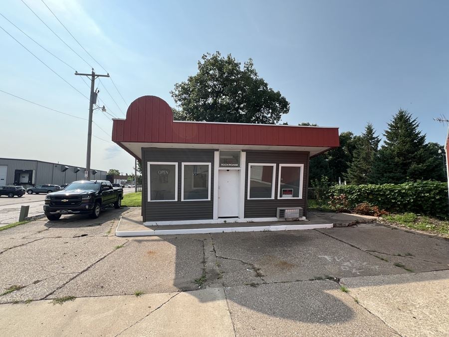1601 Rockingham Rd