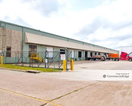 Portwall Distribution Center - 530-542 Portwall Street - Houston