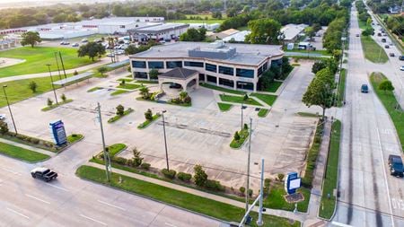 Office space for Rent at 6243 Fairmont Pkwy in Pasadena