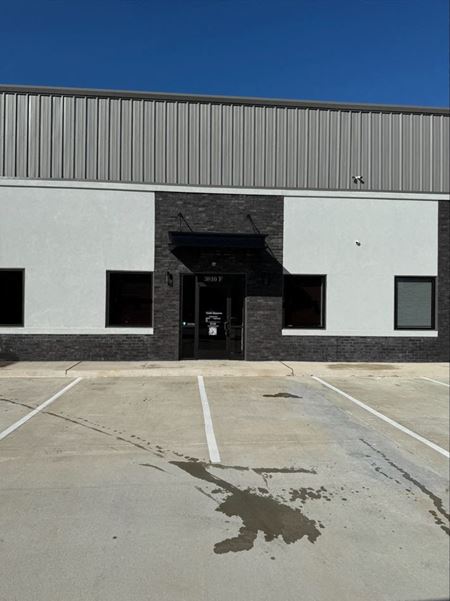 Photo of commercial space at 3810 N Mason Road in Katy