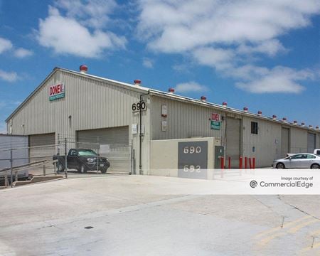 Industrial space for Rent at 692 Anita Street in Chula Vista
