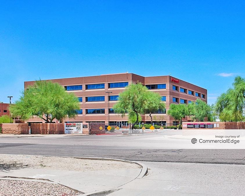 Honeywell Aerospace Global Headquarters 1944 East Sky Harbor Circle North Office Building