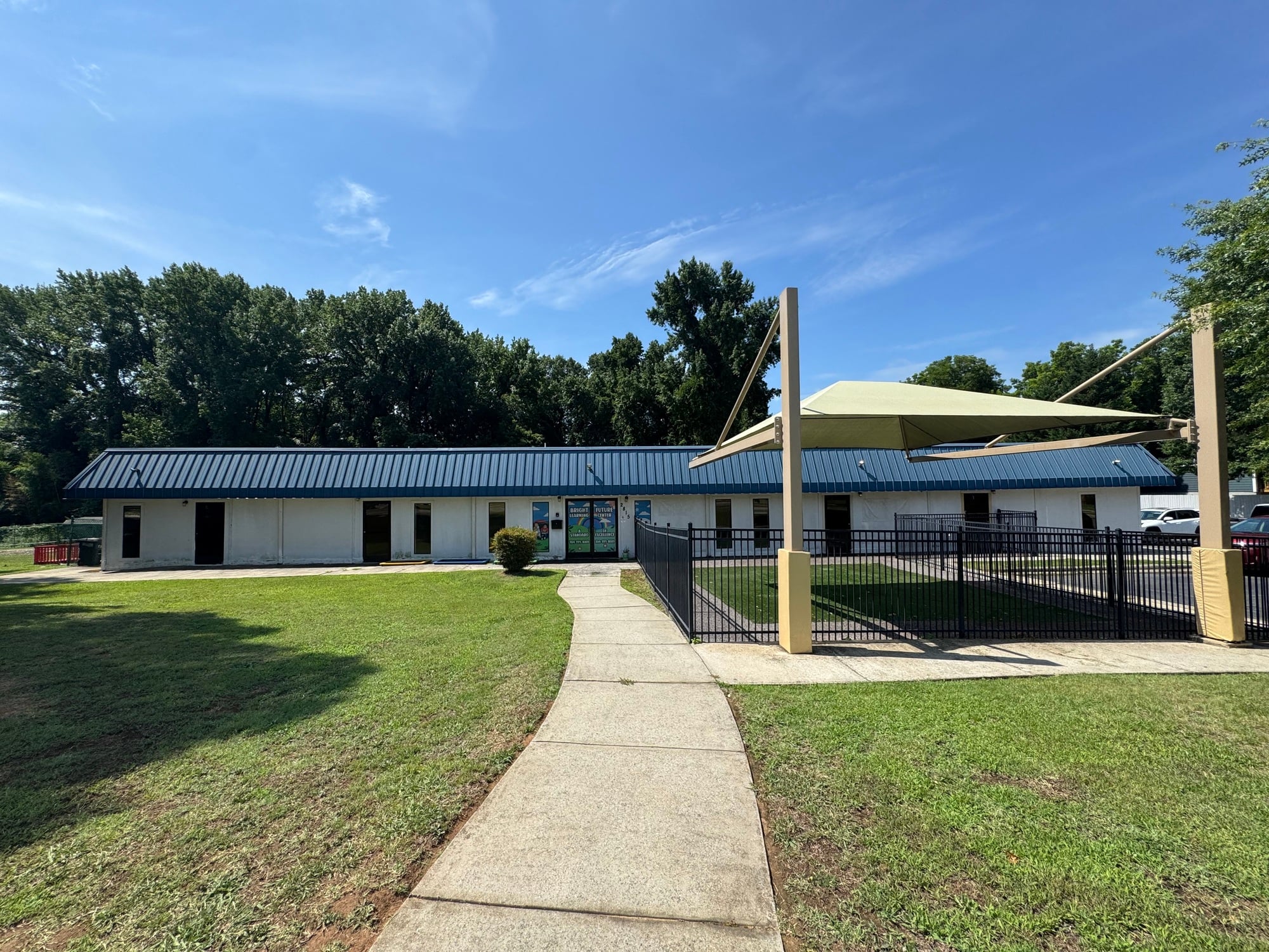 2815 Greenland Ave, Charlotte, NC 28208