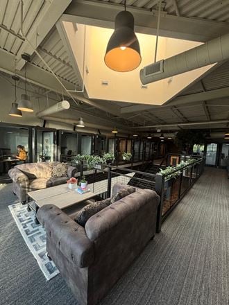 LionShare Cowork - Harbour Village
