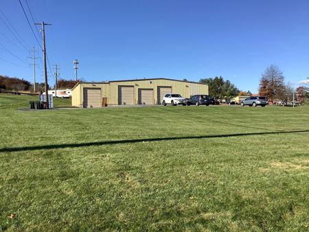 Light Industrial Building for Sale - Schnecksville